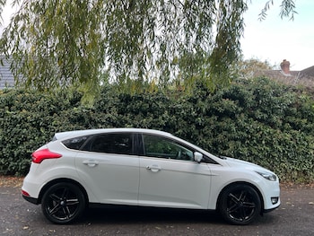 Used Ford Focus 2015 for sale - 76431179: Photo