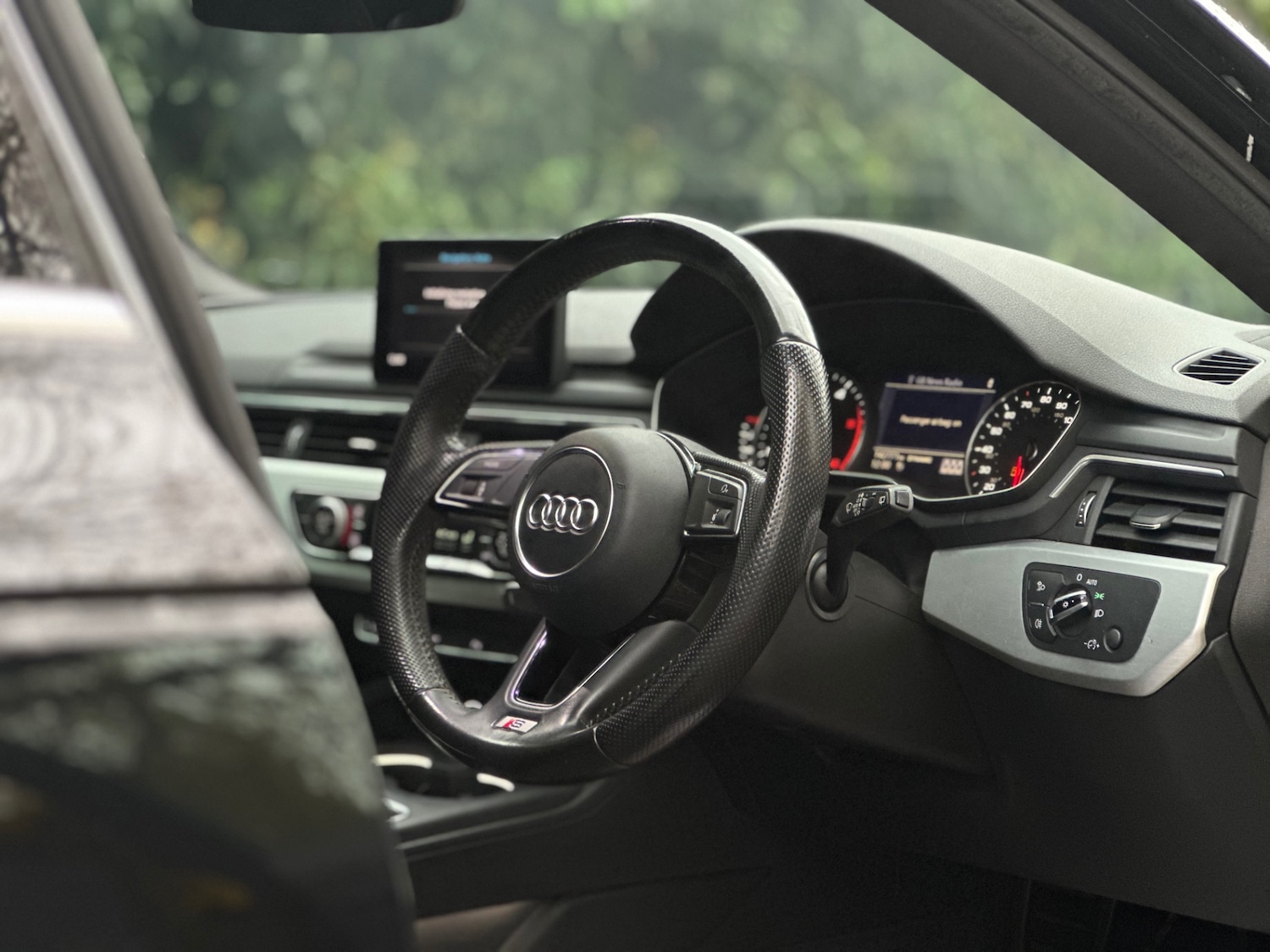 Used Audi A4 2017 for sale - 76891644: Photo 12