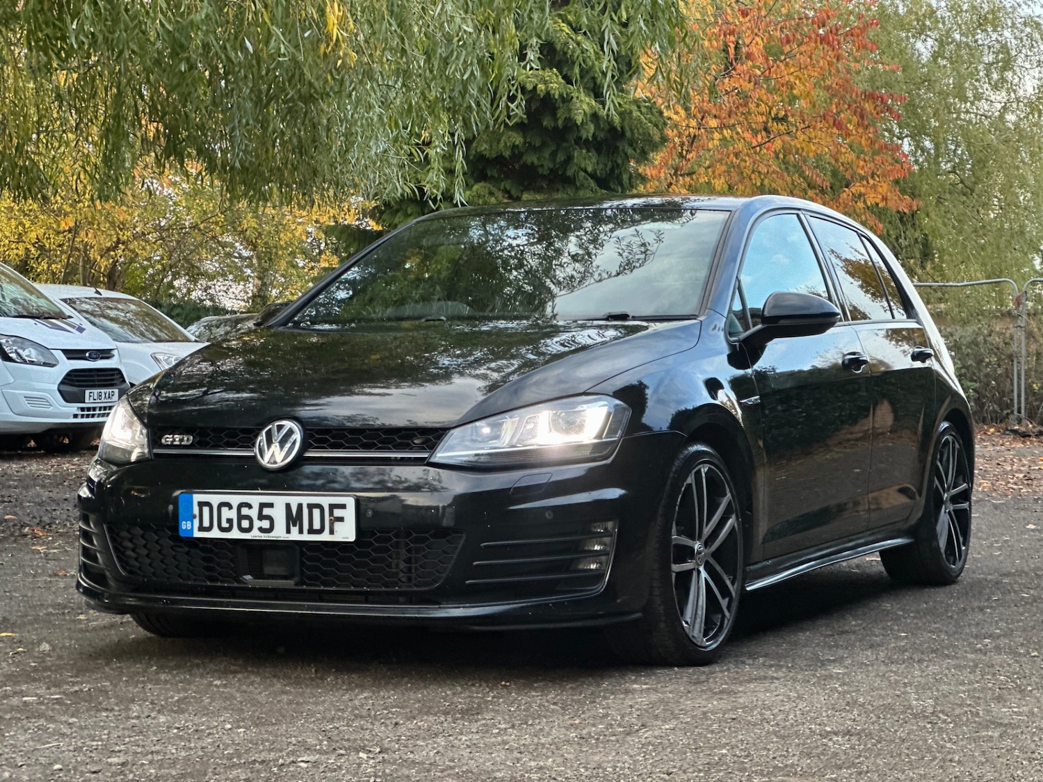 Used Volkswagen Golf 2015 for sale - 76444348: Photo 2