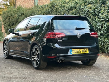 Used Volkswagen Golf 2015 for sale - 76444348: Photo