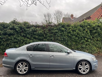 Used Volkswagen Passat 2014 for sale - 76945962: Photo