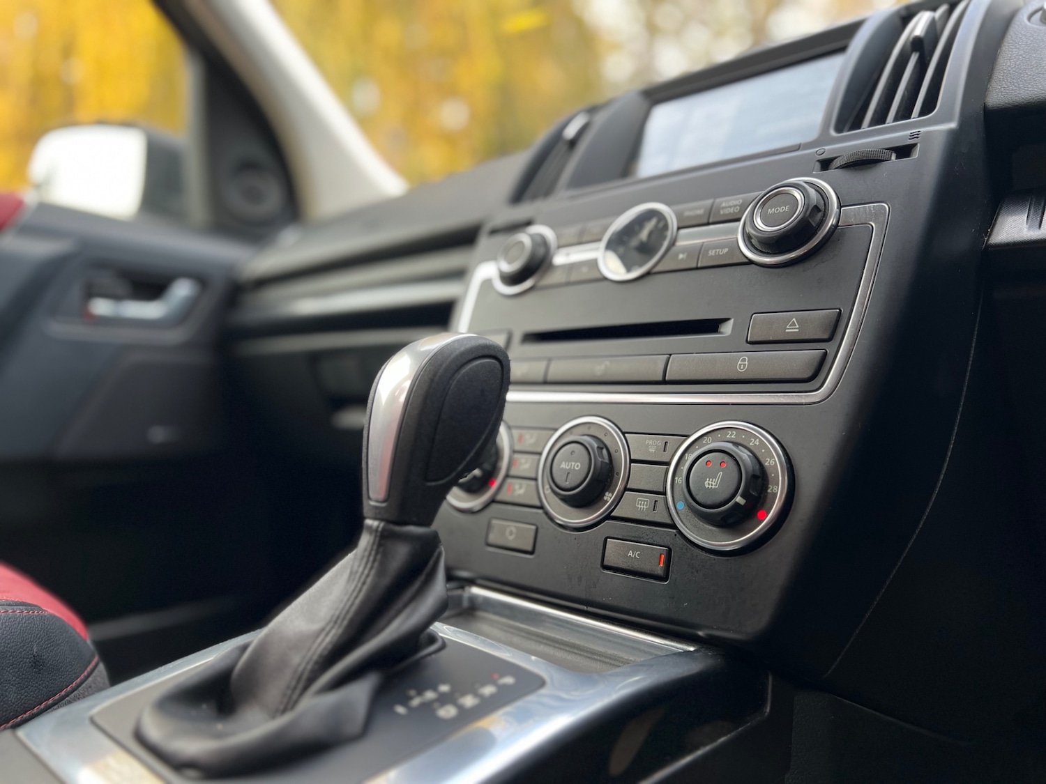 Used Land Rover Freelander 2013 for sale - 76864084: Photo 15