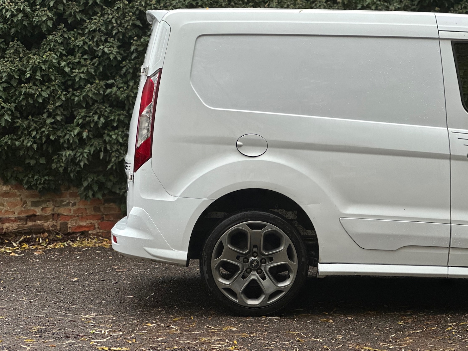 Used Ford Transit Connect 2015 for sale - 76888035: Photo 10