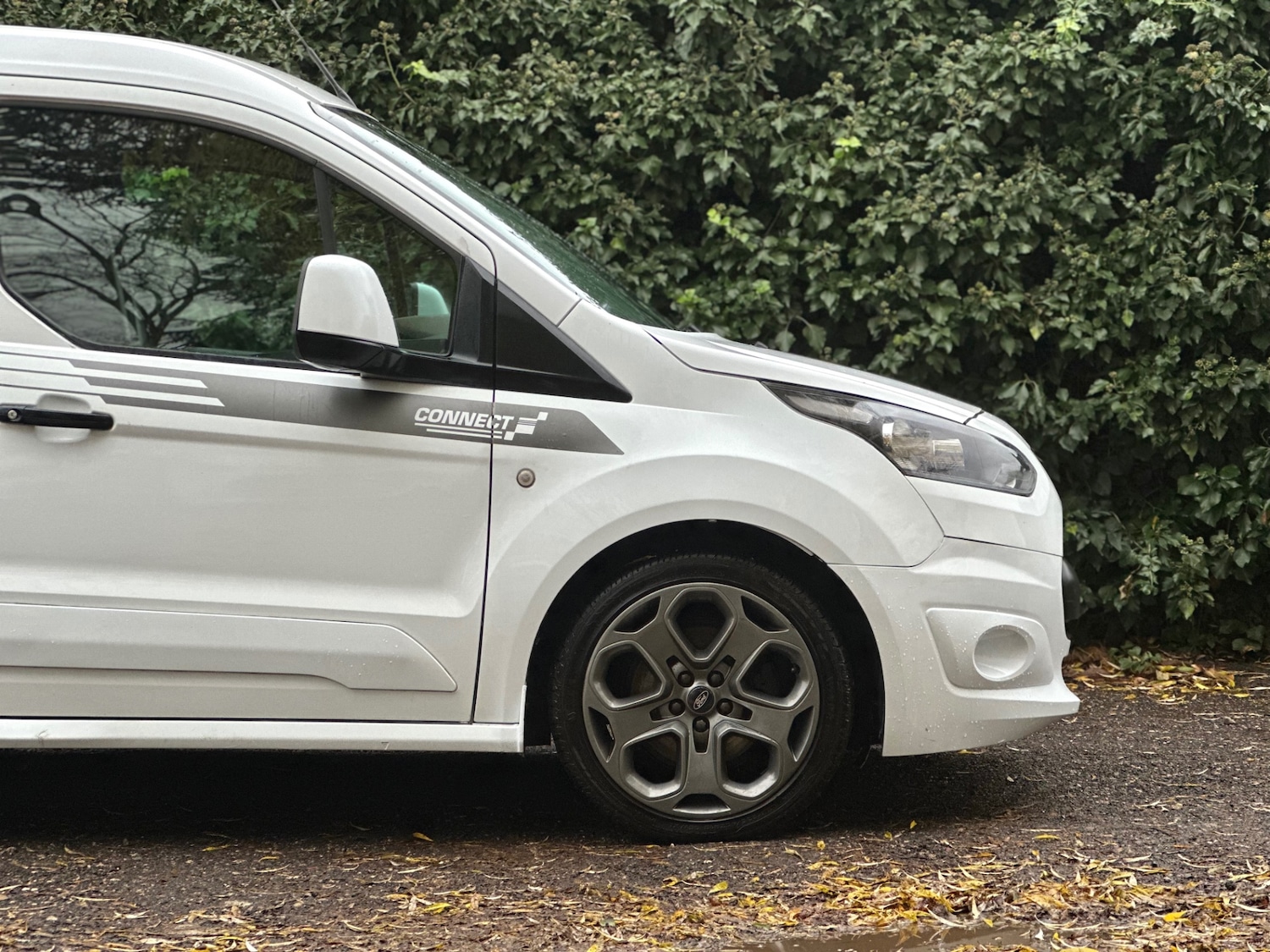 Used Ford Transit Connect 2015 for sale - 76888035: Photo 11