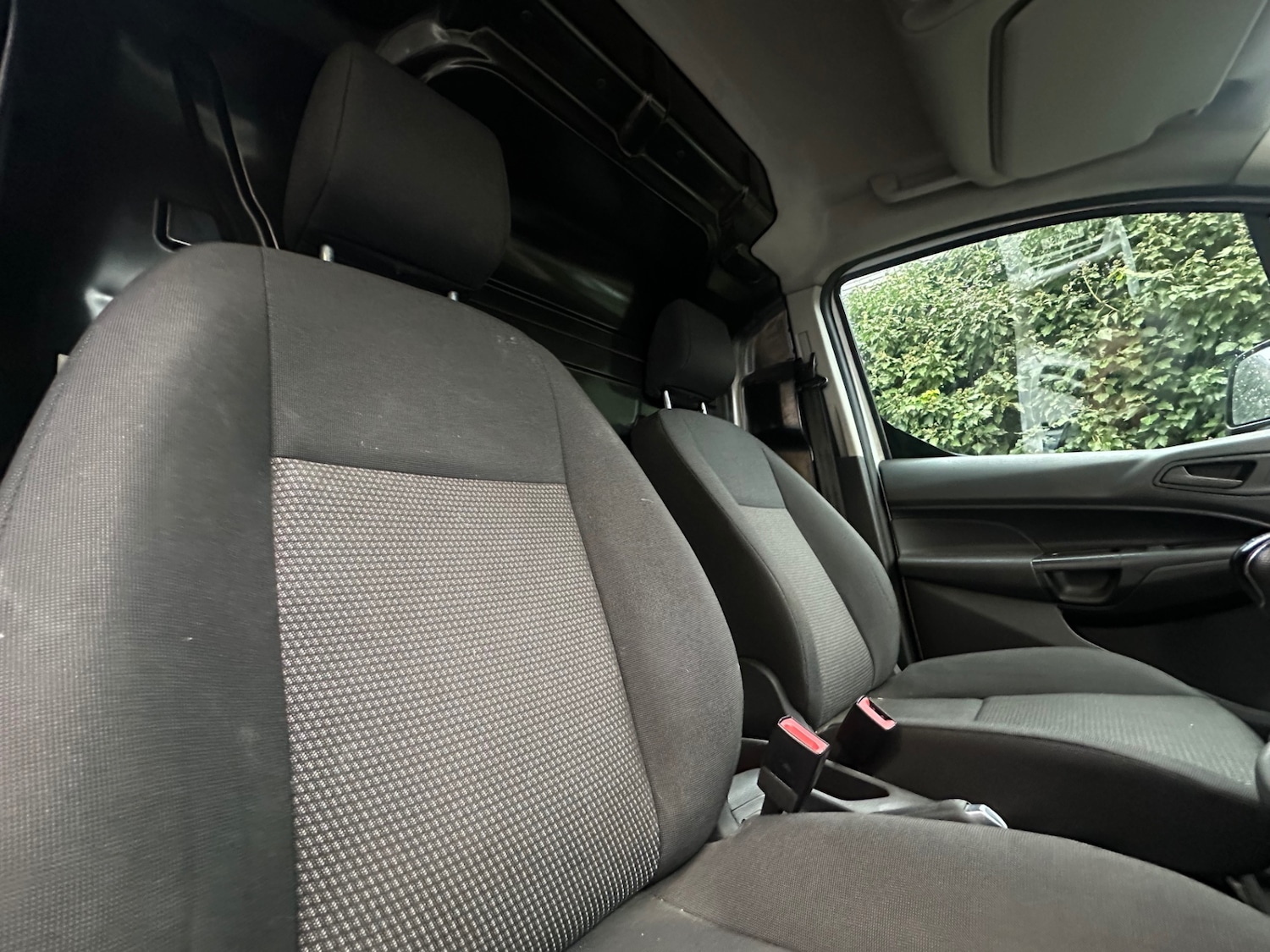 Used Ford Transit Connect 2015 for sale - 76888035: Photo 16