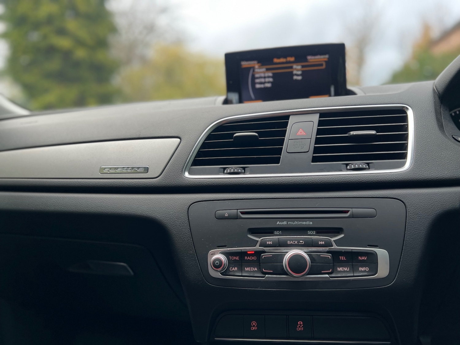 Used Audi Q3 2014 for sale - 76713292: Photo 11