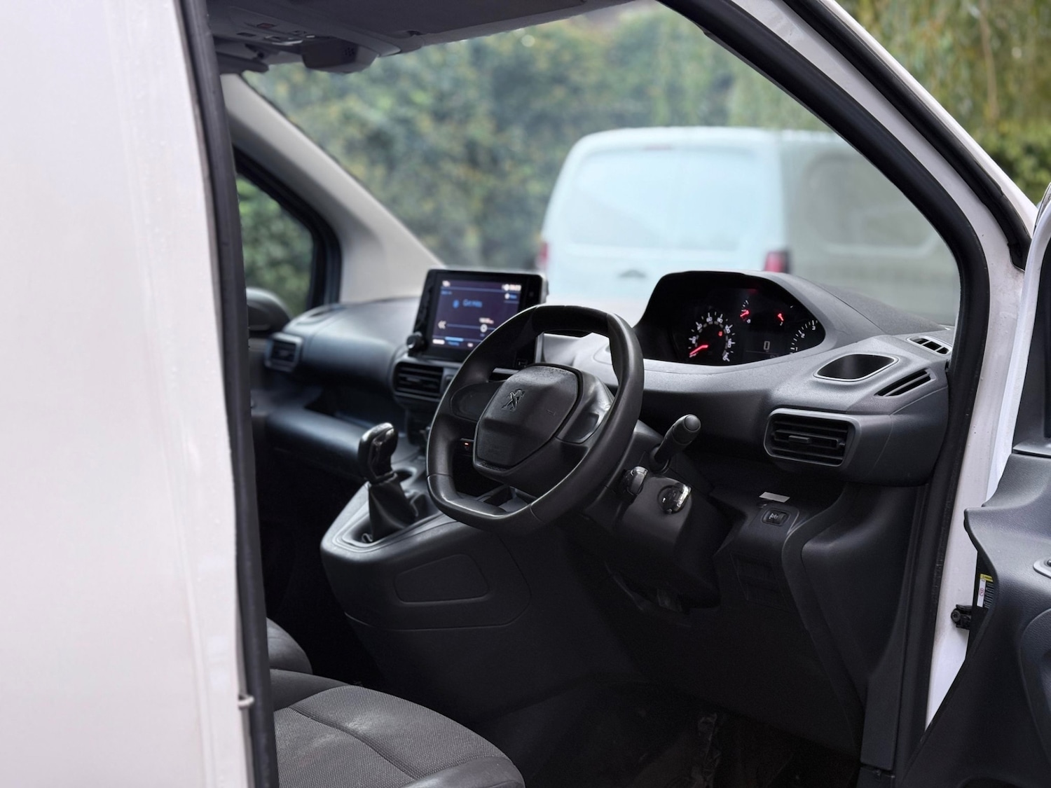 Used Peugeot Partner 2020 for sale - 76347130: Photo 10