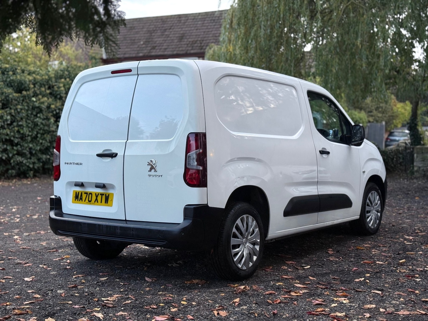 Used Peugeot Partner 2020 for sale - 76347130: Photo 8