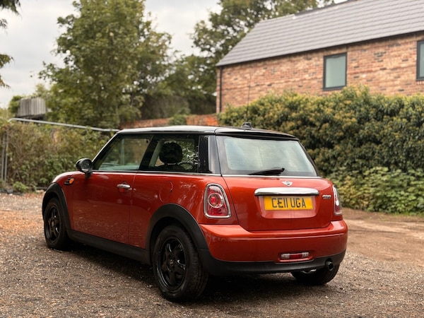 Used MINI Hatch 2011 for sale - 76082940: Photo 5