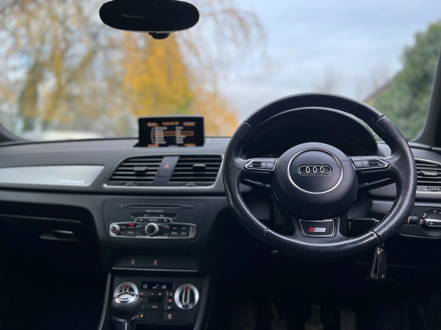 Used Audi Q3 2013 for sale - 76940037: Photo 11