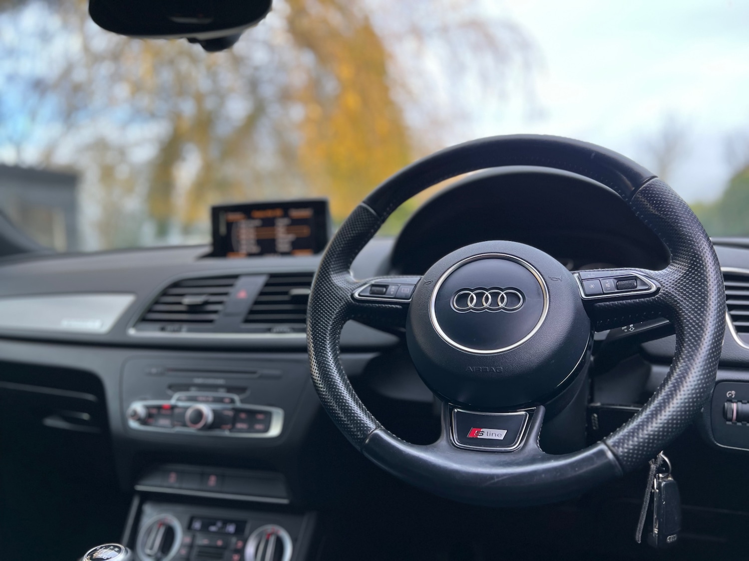 Used Audi Q3 2013 for sale - 76940037: Photo 12