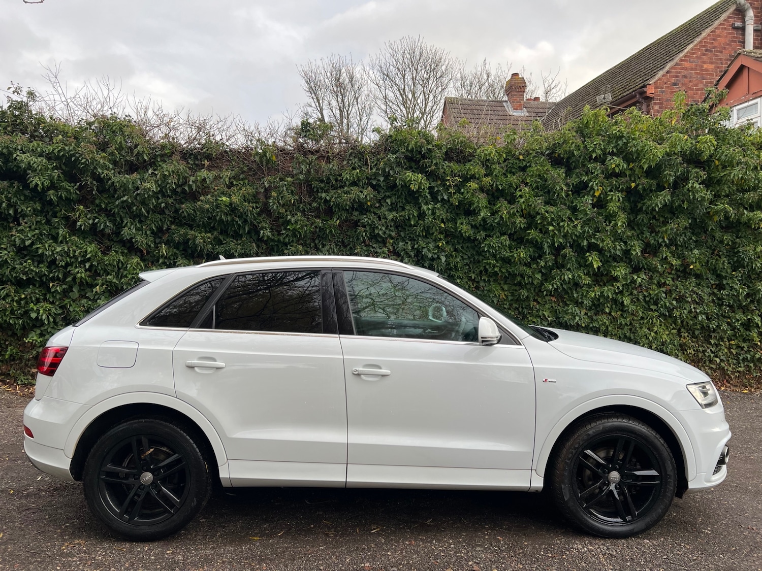 Used Audi Q3 2013 for sale - 76940037: Photo 6