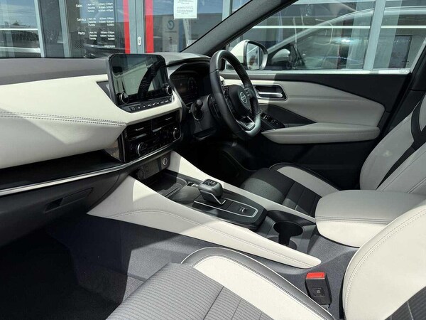 Used Nissan Qashqai 2022 for sale - 75657187: Photo 2
