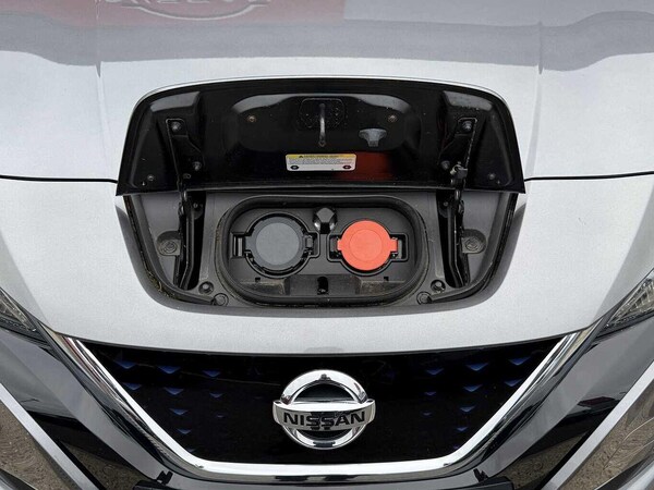 Used Nissan Leaf 2021 for sale - 76214024: Photo 6