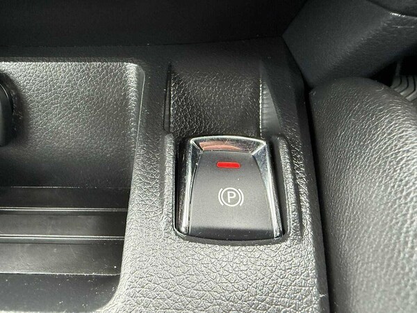 Used Nissan Qashqai 2015 for sale - 76215355: Photo 51