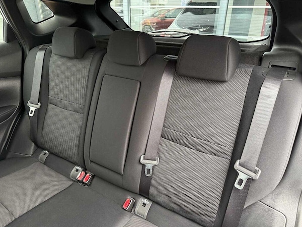 Used Nissan Qashqai 2015 for sale - 76215355: Photo 9