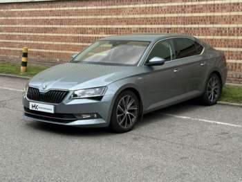 Used Skoda Superb 2018 for sale - 75459605: Photo