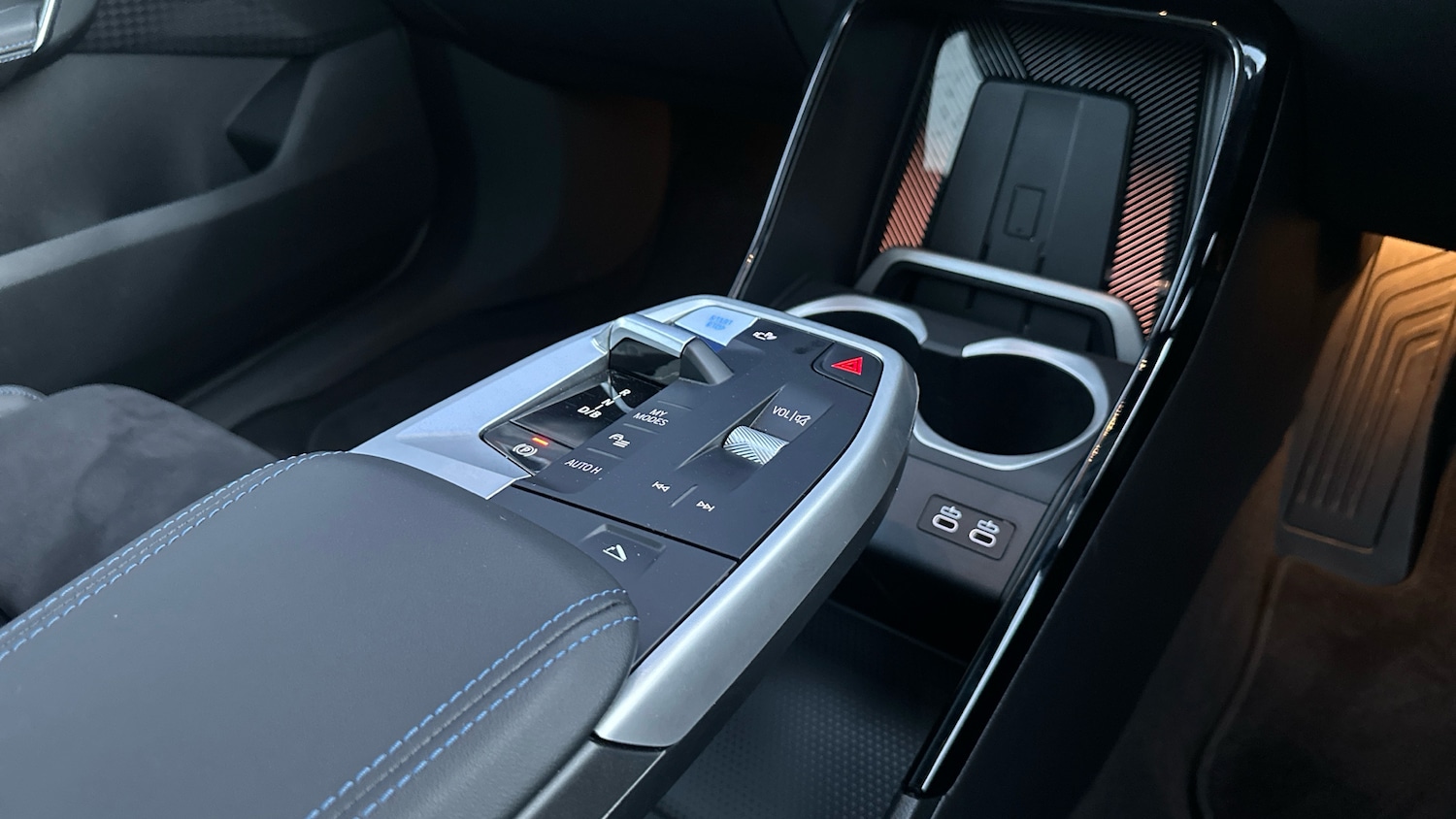 Used BMW iX2 2025 for sale - 76818721: Photo 10