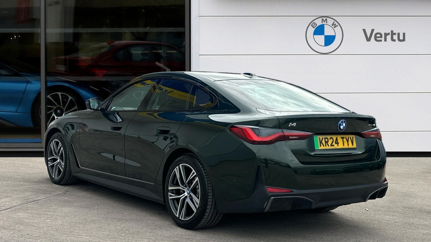 Used BMW i4 2024 for sale - 77830382: Photo 2