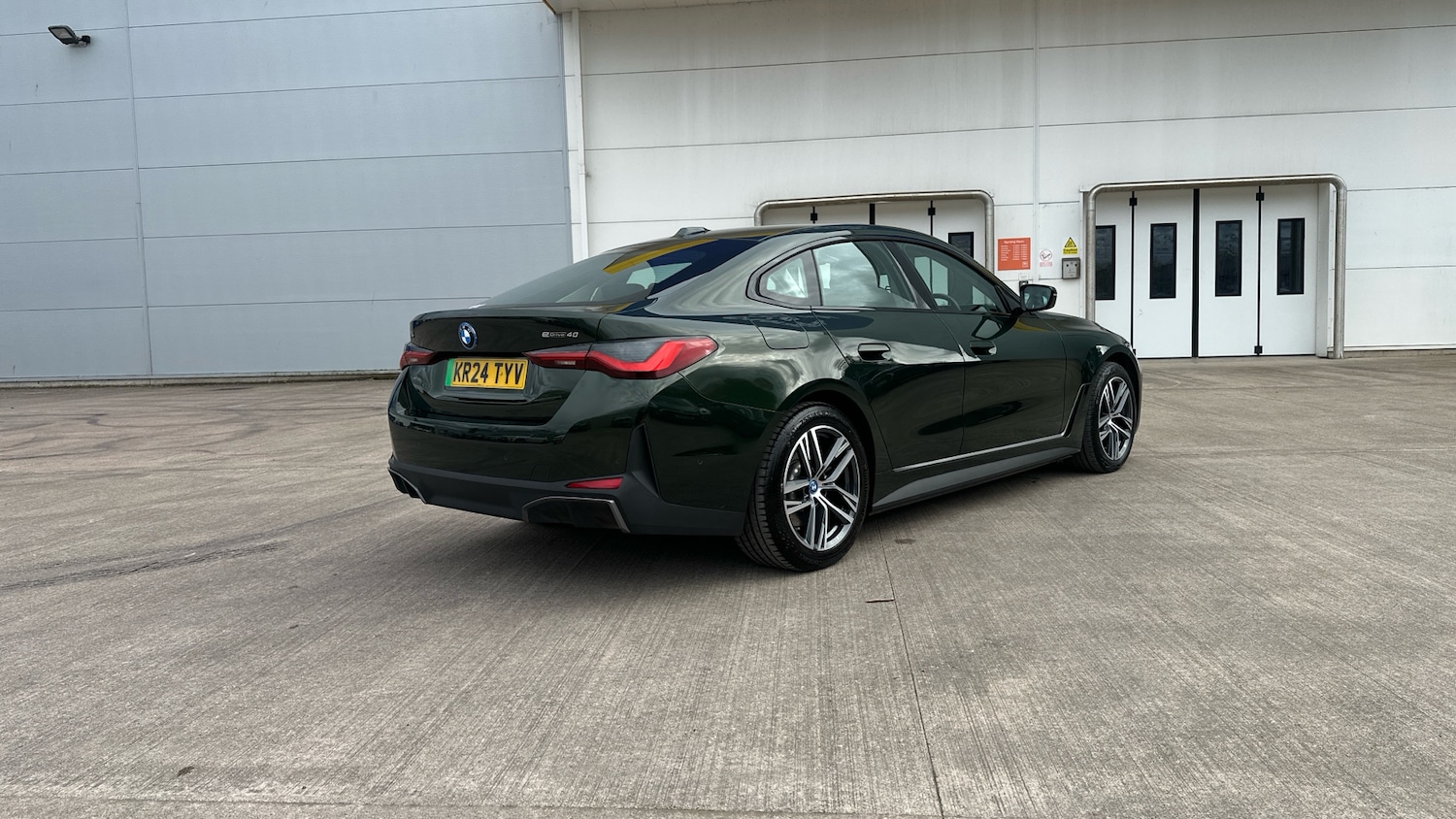 Used BMW i4 2024 for sale - 77830382: Photo 25