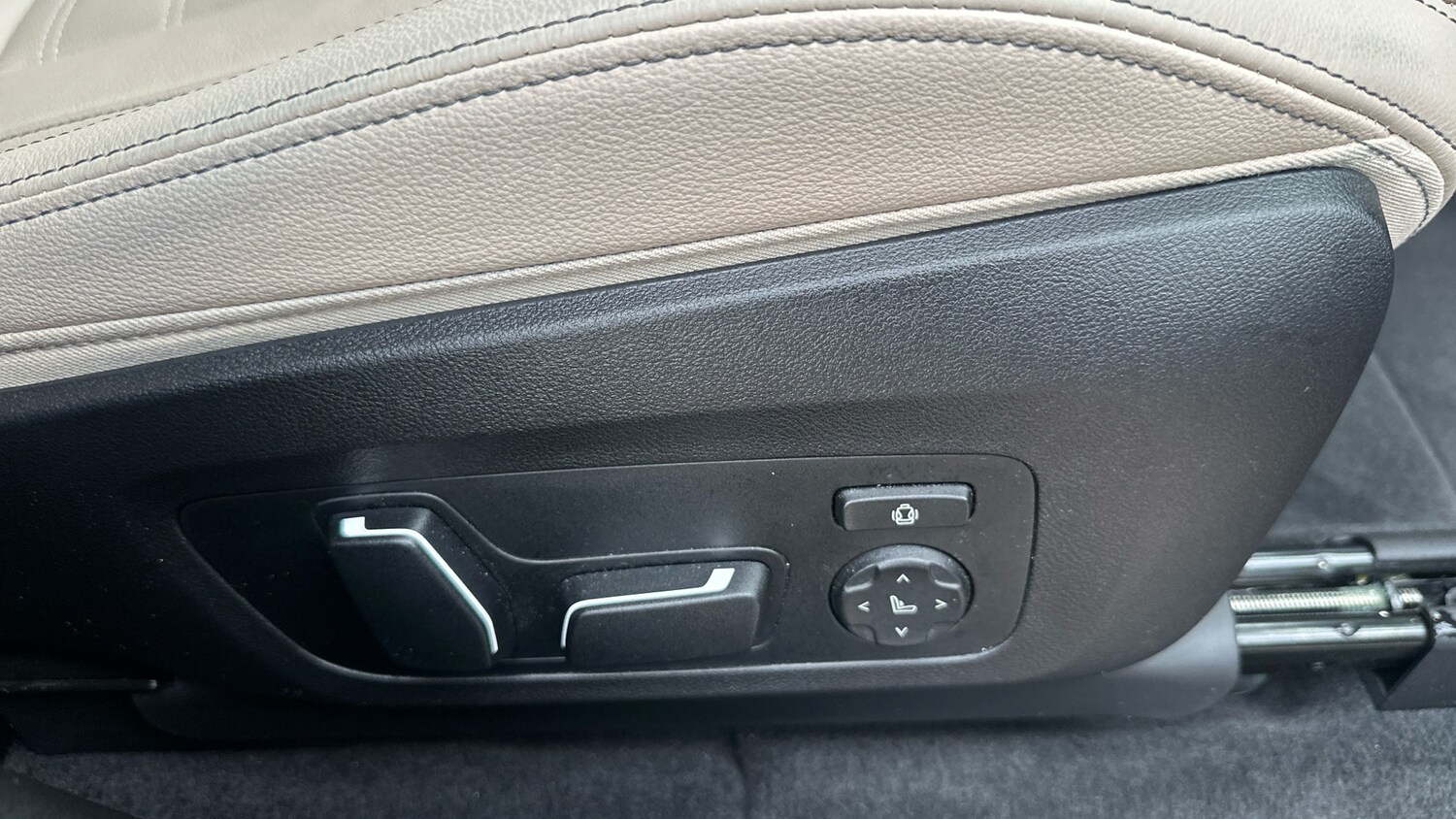 Used BMW iX3 2024 for sale - 76588236: Photo 34