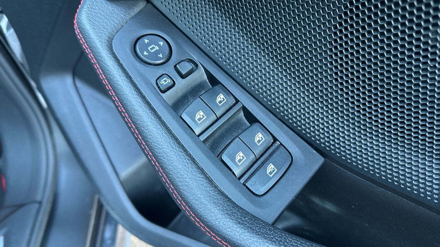 Used BMW 1 Series 2021 for sale - 76948853: Photo 30