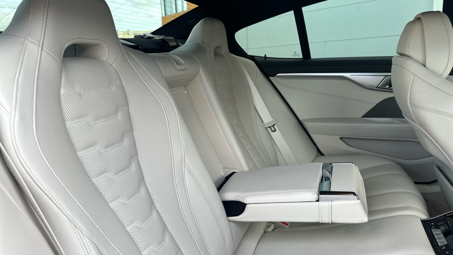 Used BMW 8 Series 2024 for sale - 76231626: Photo 27