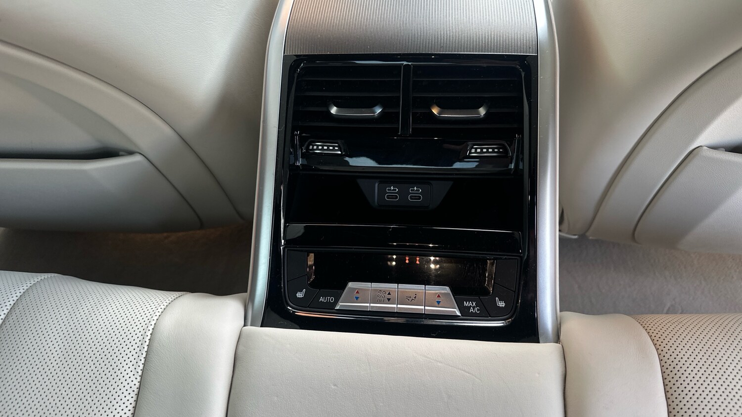 Used BMW 8 Series 2024 for sale - 76231626: Photo 30