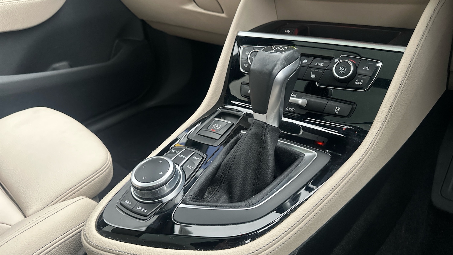 Used BMW 2 Series 2020 for sale - 77687888: Photo 10