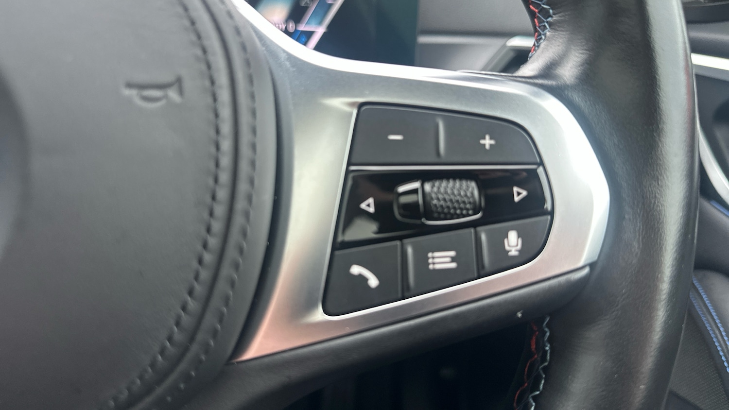 Used BMW i4 2023 for sale - 77459632: Photo 18