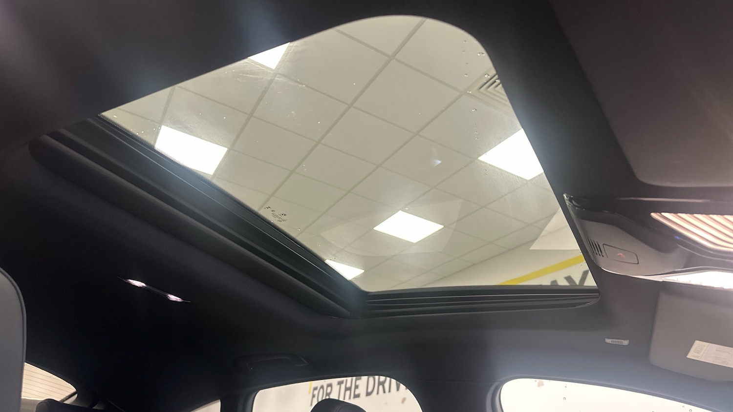 Used BMW i4 2023 for sale - 77459632: Photo 33