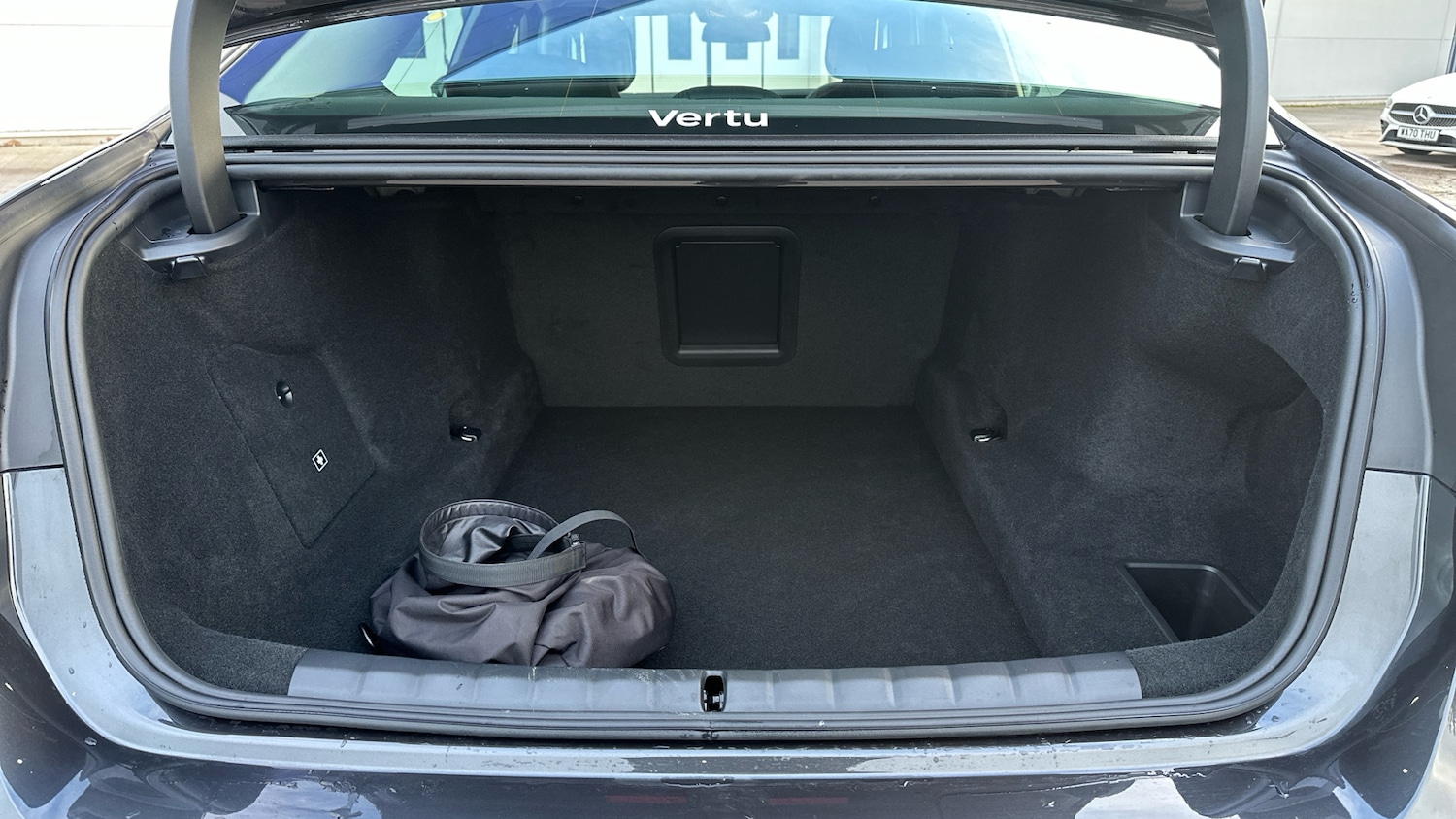 Used BMW 7 Series 2025 for sale - 77124001: Photo 13