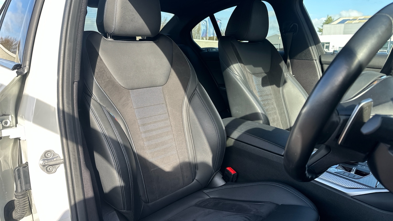 Used BMW 3 Series 2024 for sale - 77628790: Photo 11