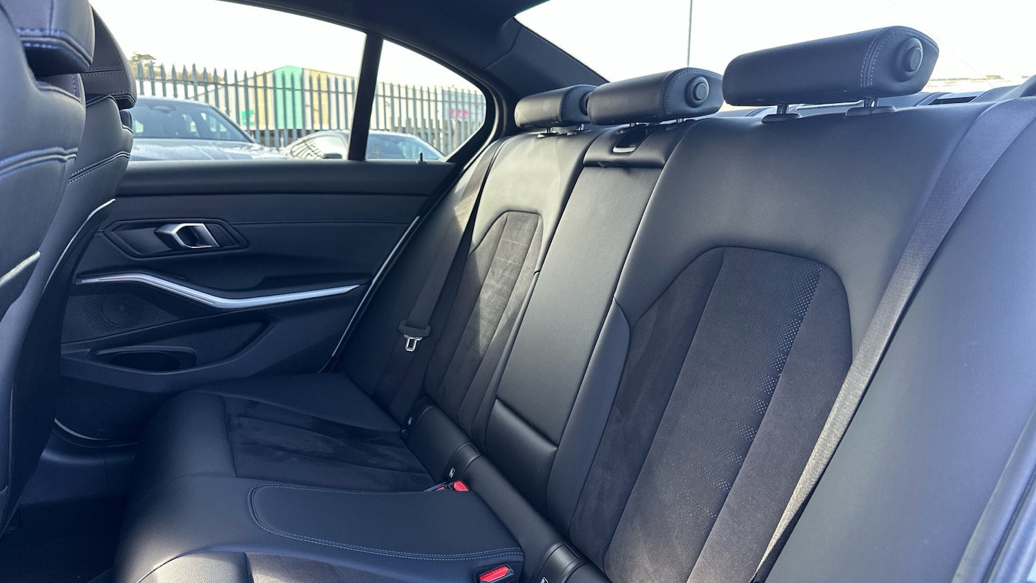 Used BMW 3 Series 2024 for sale - 77628790: Photo 12