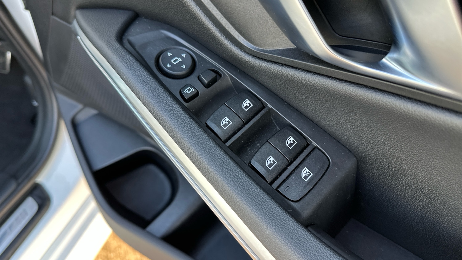 Used BMW 3 Series 2024 for sale - 77628790: Photo 30