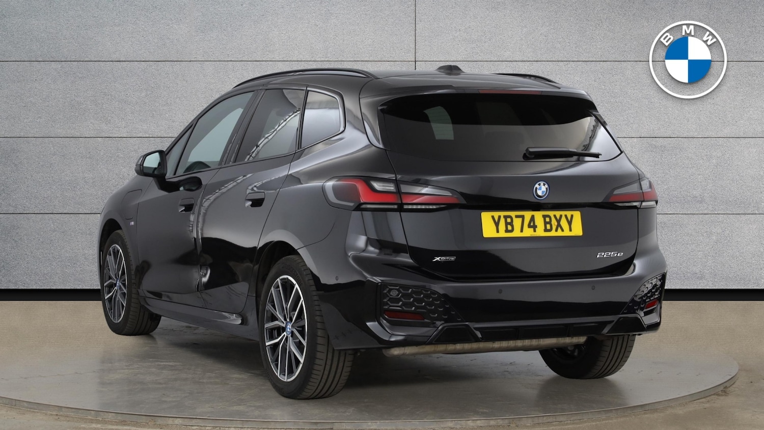 Used BMW 2 Series 2024 for sale - 76289120: Photo 2