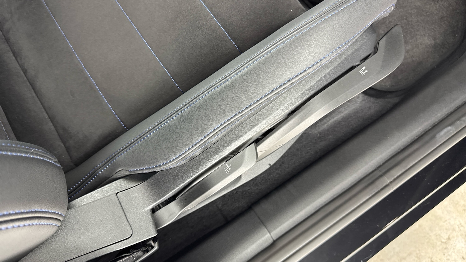 Used BMW 2 Series 2024 for sale - 76289120: Photo 30