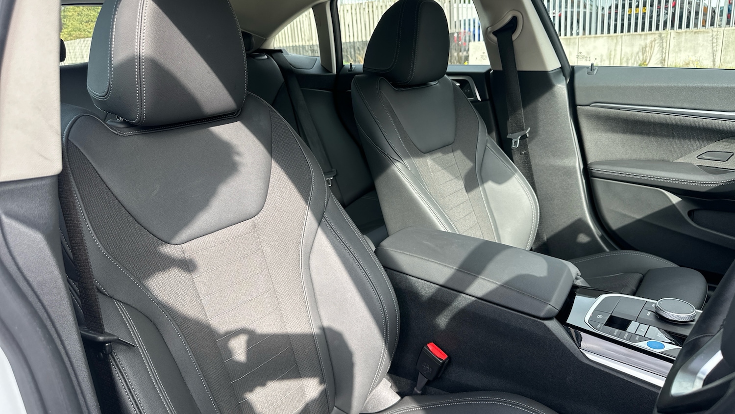 Used BMW i4 2024 for sale - 76272373: Photo 11
