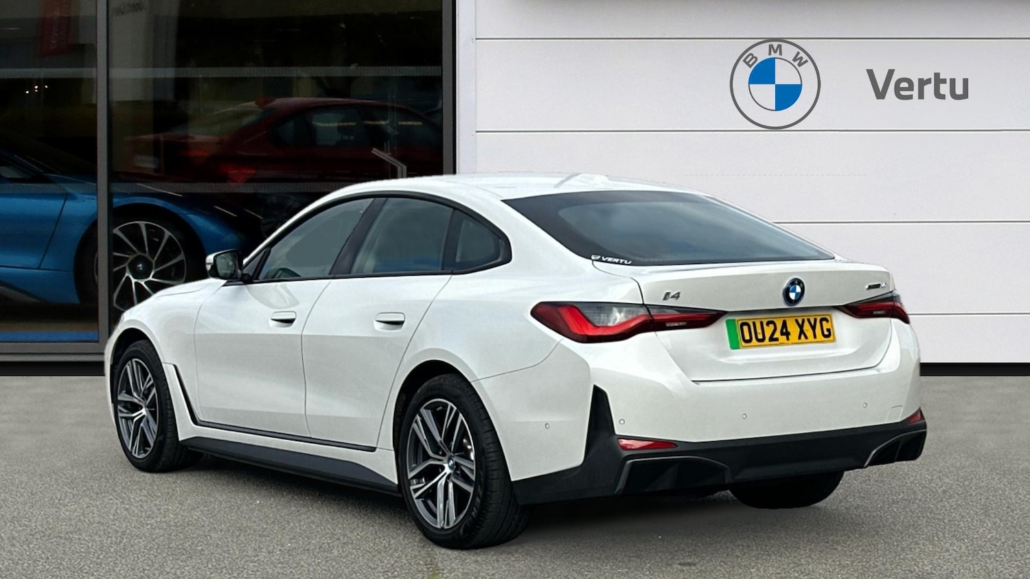 Used BMW i4 2024 for sale - 76272373: Photo 2