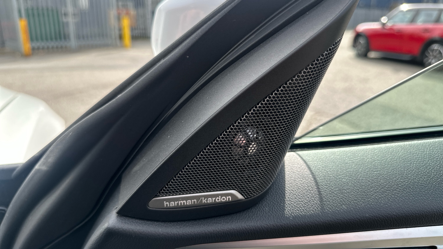Used BMW i4 2024 for sale - 76272373: Photo 20