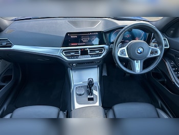 Used BMW 3 Series 2021 for sale - 77007985: Photo