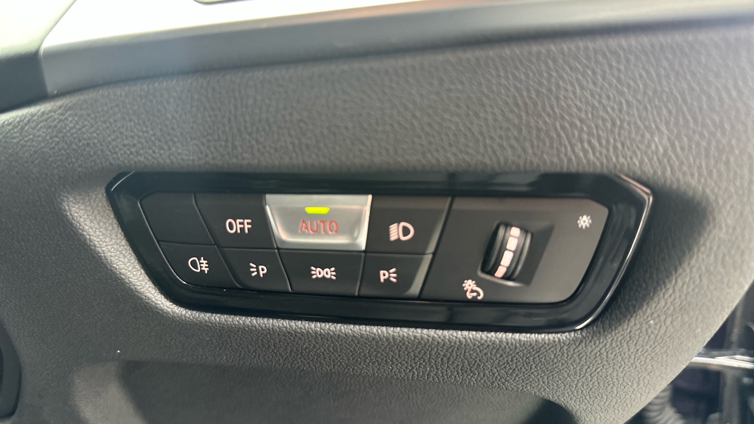 Used BMW 2 Series 2025 for sale - 76490309: Photo 29