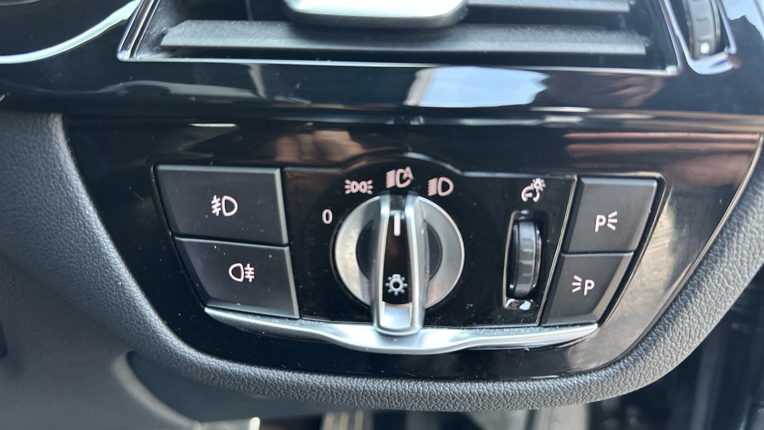 Used BMW 5 Series 2017 for sale - 77168441: Photo 29