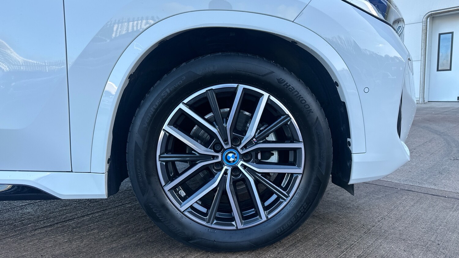 Used BMW iX1 2024 for sale - 76903851: Photo 14