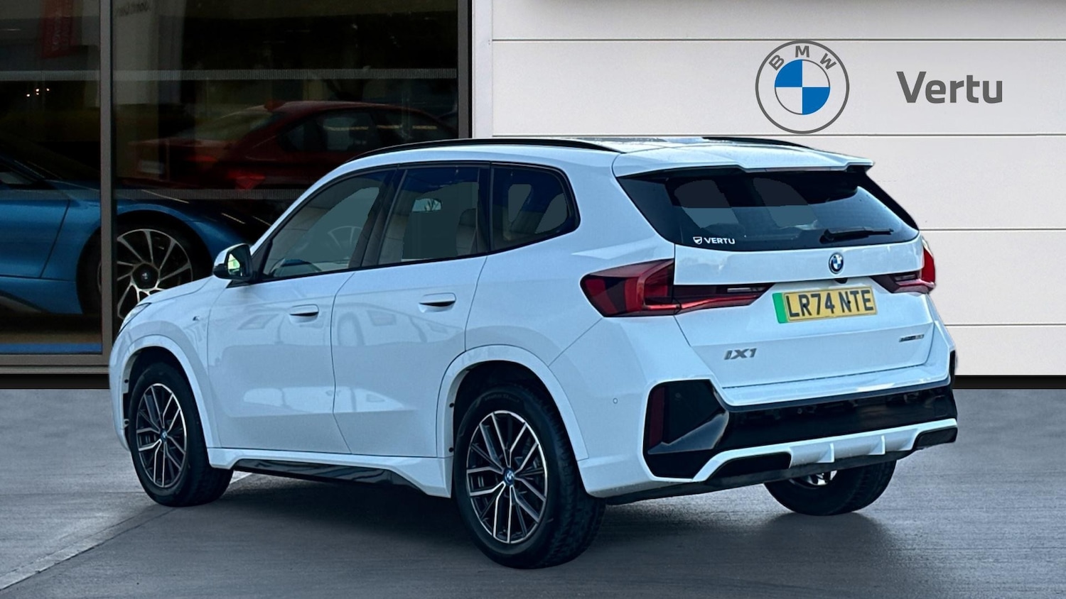 Used BMW iX1 2024 for sale - 76903851: Photo 2