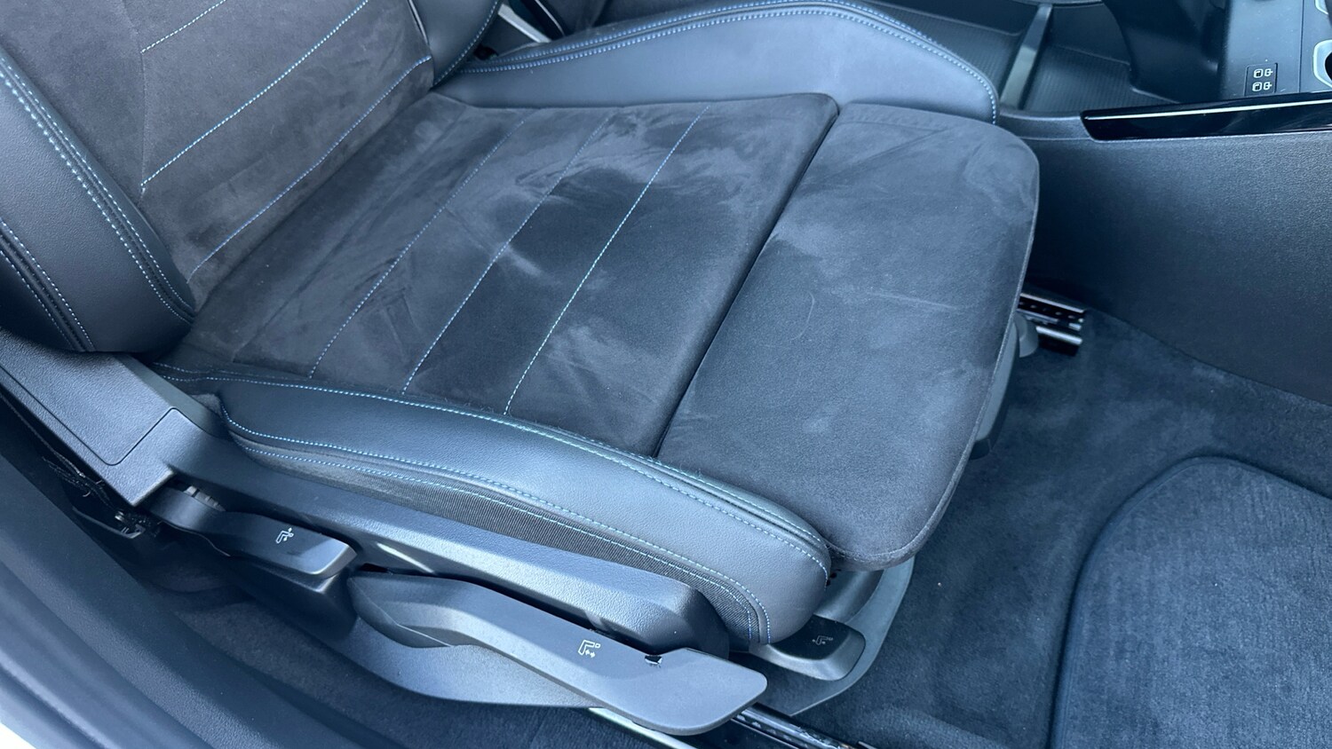 Used BMW iX1 2024 for sale - 76903851: Photo 31