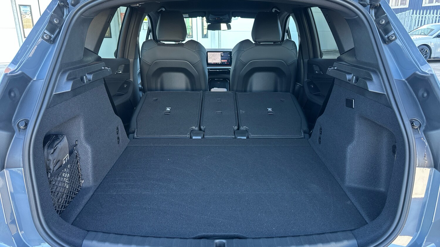 Vehicle 28