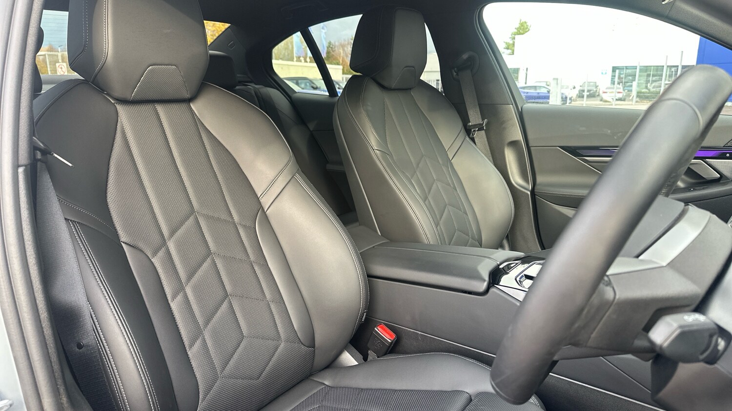 Used BMW i5 2025 for sale - 76734360: Photo 11