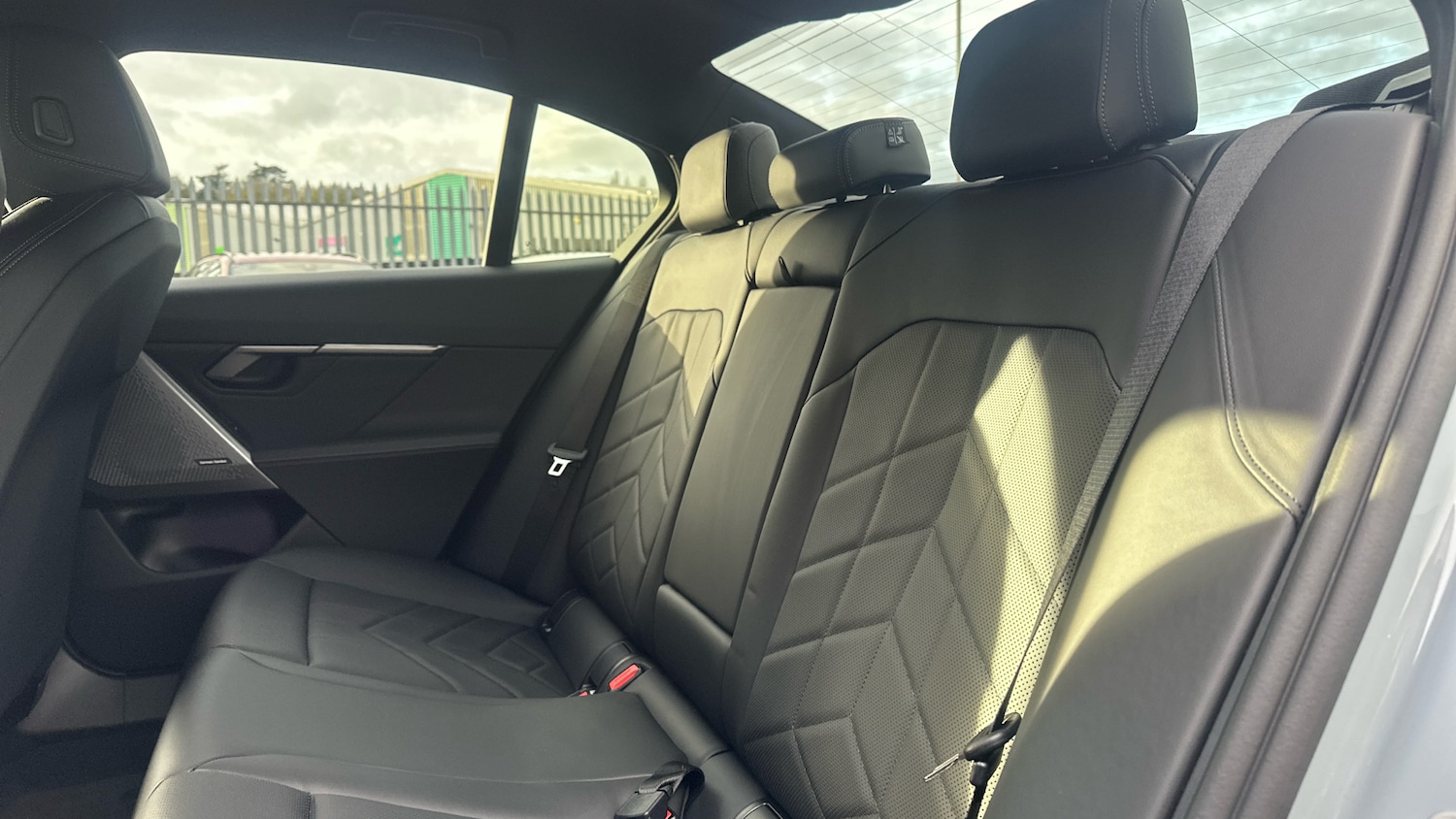 Used BMW i5 2025 for sale - 76734360: Photo 12