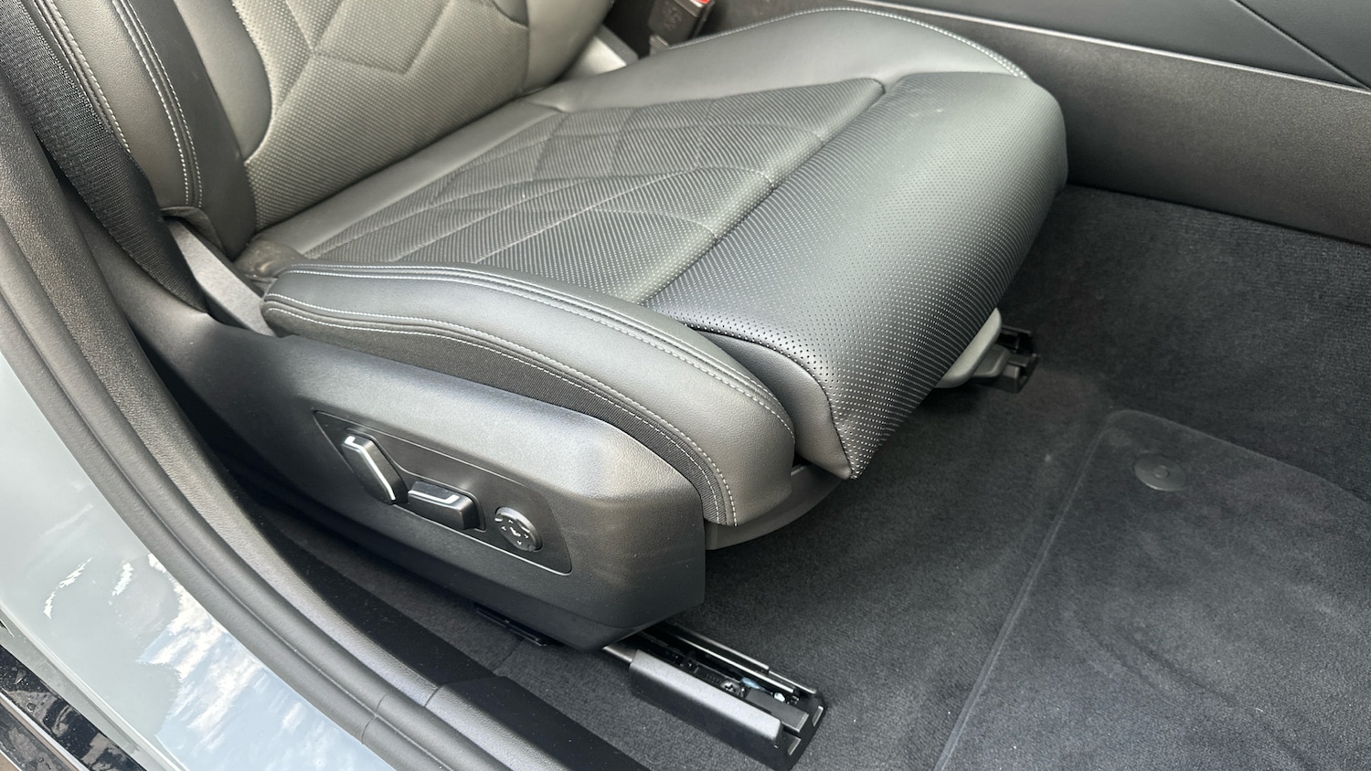 Used BMW i5 2025 for sale - 76734360: Photo 34